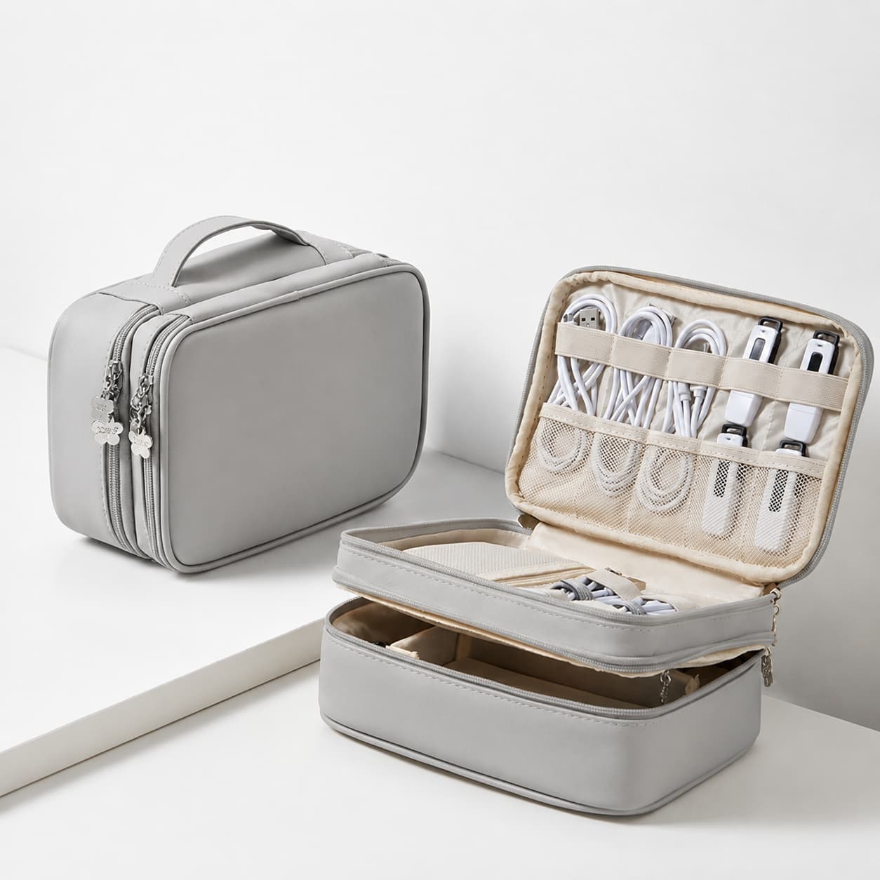 Stylish Organiser Bag
